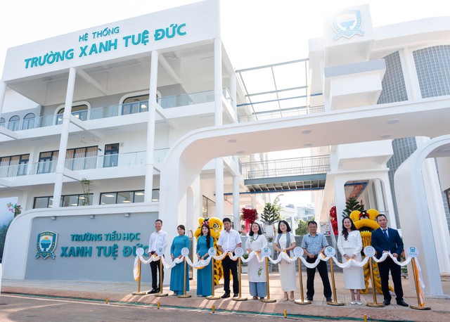 Trung Nguyên Legend khánh thành cùng lúc hai trường học theo tiêu chuẩn quốc tế tại Thành Phố Cà Phê- Ảnh 1.