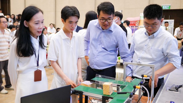 ‏Trường Đại học Văn Lang - Hai năm liền được HR Asia vinh danh‏- Ảnh 1.