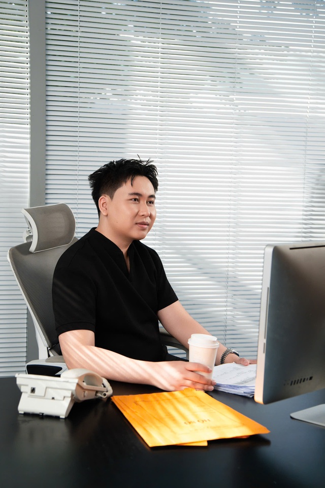 Chuyên gia truyền thông Nguyễn Quang: ‘Làm việc độc lập giỏi chưa chắc làm việc nhóm tốt’ - Ảnh 1.