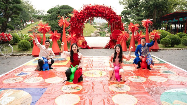 B&ugrave;ng nổ kh&ocirc;ng kh&iacute; chơi xu&acirc;n tại Sun World Ha Long- Ảnh 6.