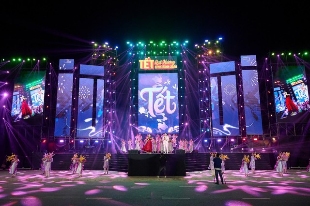 H&agrave; Nội, Sa Pa, Hạ Long, H&agrave; Nam nhộn nhịp kh&aacute;ch du xu&acirc;n ngay từ những ng&agrave;y đầu năm mới- Ảnh 8.