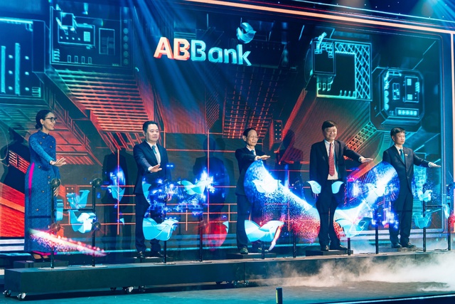 ABBANK ra mắt nhận diện thương hiệu mới: Tiếp nối triết lý phụng sự khách hàng và cộng đồng- Ảnh 1.