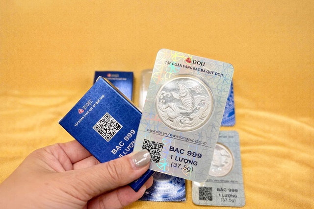 DOJI chính thức tham gia vào thị trường bạc miếng và bạc thỏi- Ảnh 1.