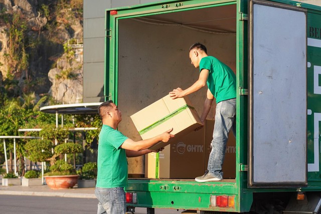 Phân phối hàng FMCG dịp Tết: Chinh phục khách hàng bằng sự tiện lợi và chất lượng- Ảnh 1.