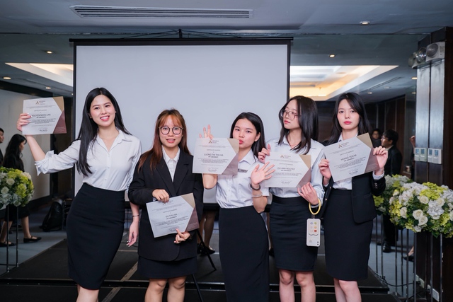 Trước ngưỡng cửa đại học, người trẻ tìm kiếm mô hình đào tạo sẵn sàng cho việc làm tương lai- Ảnh 3.