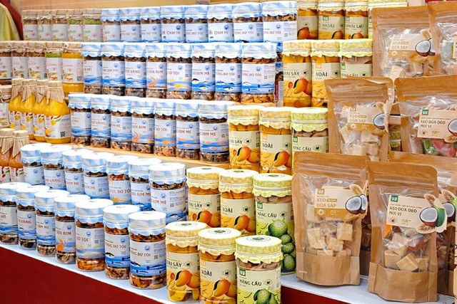 Giỏ Quà Tết Việt 2026: Tinh Nguyên tạo dấu ấn tại Saigon Centre & Takashimaya - Ảnh 3.