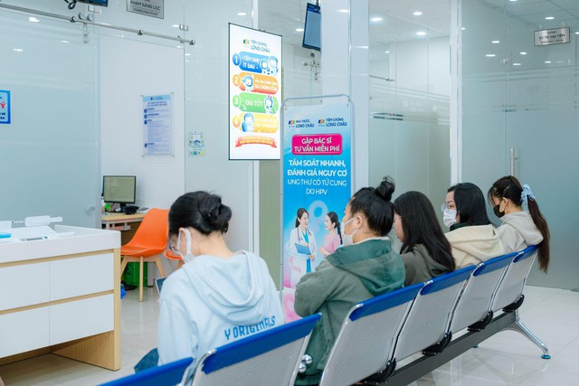 Chặn nguy cơ ung thư cổ tử cung từ sớm: Long Châu tầm soát HPV miễn phí cho cộng đồng- Ảnh 1.