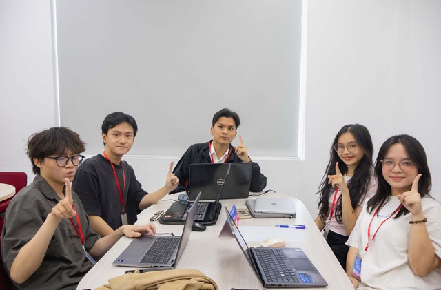 Trường Tài năng UEH.ISB: Nền tảng vững vàng cho thế hệ công dân toàn cầu- Ảnh 2.