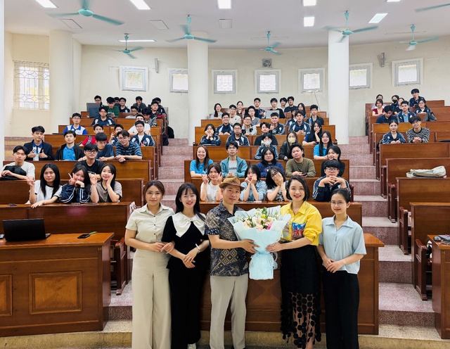 Từ giảng đường đến “Biển lớn”: Khi starup Việt (AWING) truyền cảm hứng cho thế hệ trẻ Đông Nam Á - Ảnh 4.