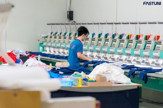 Fast Uni mở rộng công suất sản xuất, sẵn sàng đáp ứng đơn hàng đồng phục số lượng lớn- Ảnh 3.