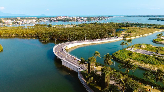 Đà Nẵng: Phía Nam là đô thị sinh thái, du lịch chất lượng cao - Ảnh 1.