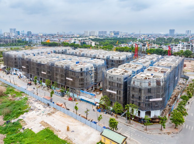 Lãi suất neo cao,  người giàu vẫn mạnh tay mua biệt thự triệu USD vì lý do này - Ảnh 4.