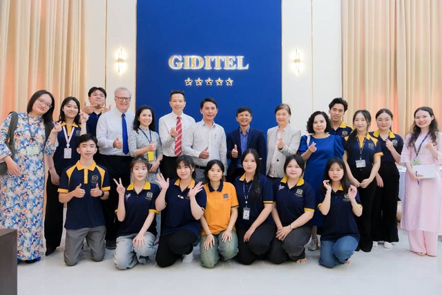 Một trường đại học tại Việt Nam đạt chuẩn kiểm định chất lượng giáo dục theo tiêu chuẩn THE-ICE- Ảnh 2.