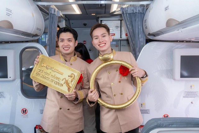 Check-in chuyến bay 8/3, nữ h&agrave;nh kh&aacute;ch &ldquo;ẵm&rdquo; lu&ocirc;n 1 chỉ v&agrave;ng may mắn- Ảnh 5.