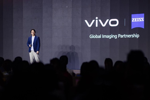 Từ m&aacute;y ảnh chuy&ecirc;n nghiệp đến smartphone: ZEISS đang mang điều g&igrave; l&ecirc;n vivo V70? - Ảnh 2.