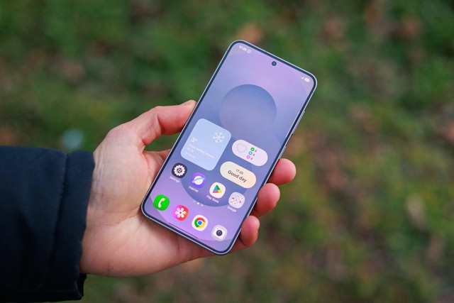 V&igrave; sao 2026 Galaxy S25 trở n&ecirc;n đ&aacute;ng mua hơn bao giờ hết?- Ảnh 2.