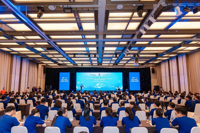 Long Châu hợp tác chiến lược cùng Sandoz về kháng sinh, vì một Việt Nam khỏe mạnh- Ảnh 2.