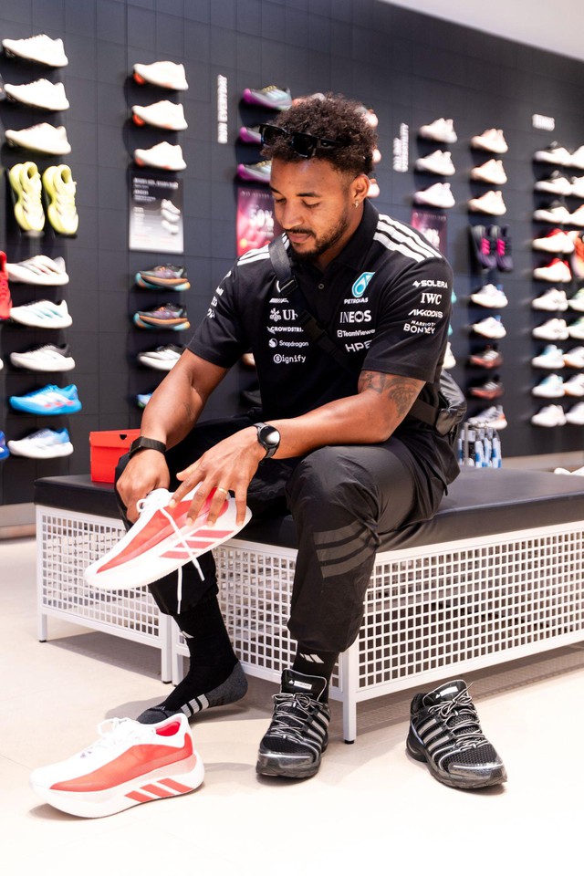 adidas Hyperboost Edge: Siêu phẩm chinh phục dàn sao thể thao hàng đầu Việt Nam - Ảnh 3.