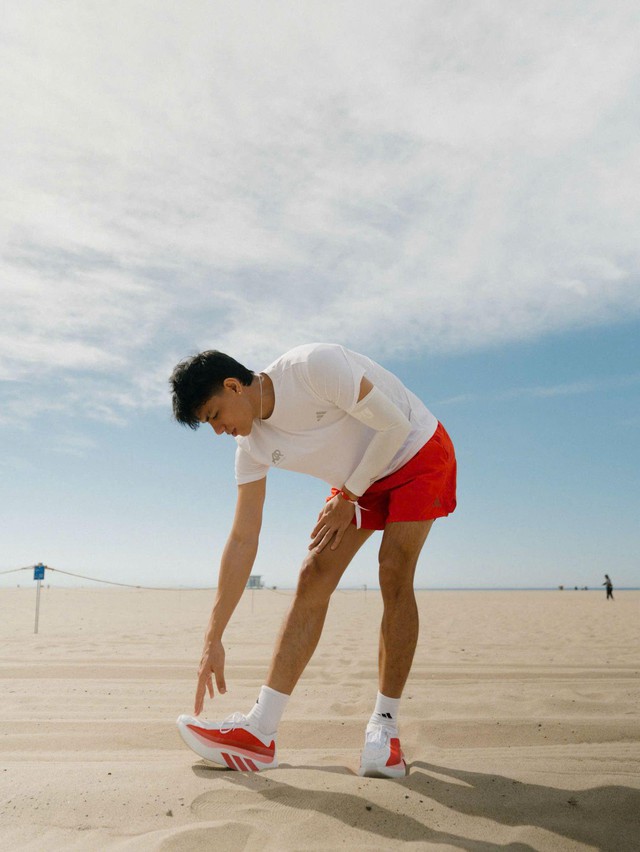 adidas Hyperboost Edge: Siêu phẩm chinh phục dàn sao thể thao hàng đầu Việt Nam - Ảnh 4.