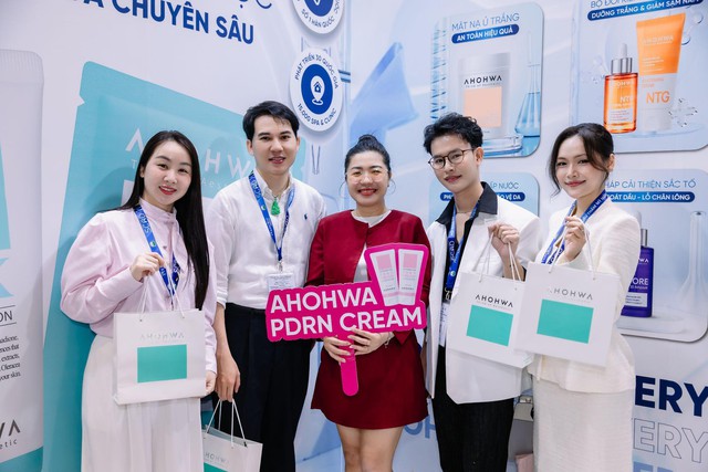 Ahohwa lần đầu góp mặt Hội nghị Da liễu miền Nam - Ảnh 3.