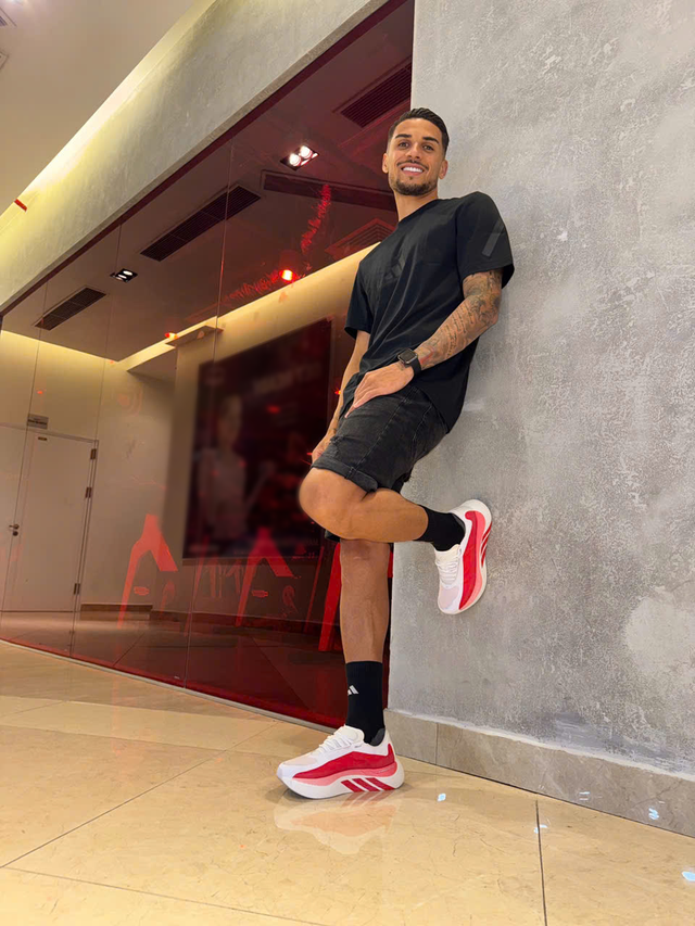 adidas Hyperboost Edge: Siêu phẩm chinh phục dàn sao thể thao hàng đầu Việt Nam - Ảnh 2.