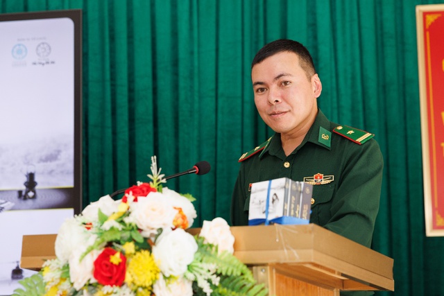 Hành trình Từ Trái Tim – Lên biên giới trao khát vọng, lan tỏa tri thức - Ảnh 16.