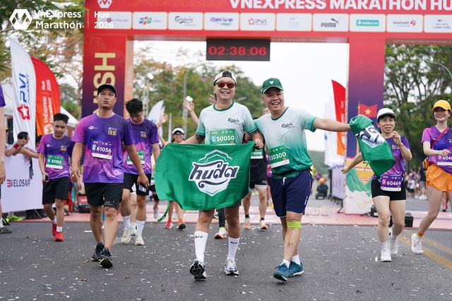 Carlsberg Việt Nam thắp sáng đường chạy VnExpress Marathon Huế 2026- Ảnh 2.