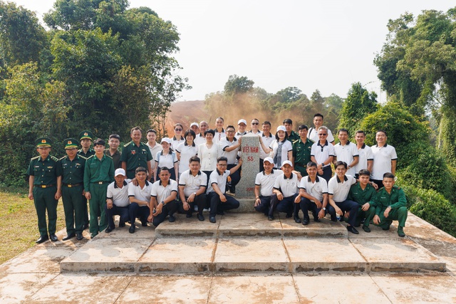 Hành trình Từ Trái Tim – Lên biên giới trao khát vọng, lan tỏa tri thức - Ảnh 3.