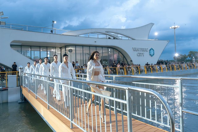 Bất động sản thăng hạng tại “thành phố vạn lễ hội” Van Phuc City- Ảnh 3.