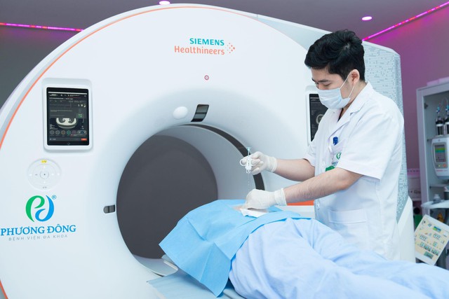 Dấu ấn y học chính xác và công nghệ cao tại Bệnh viện Phương Đông - Ảnh 2.