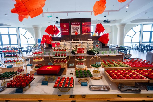 Chợ l&aacute; v&agrave; đại lộ cờ hoa tại n&uacute;i B&agrave; Đen đ&atilde; sẵn s&agrave;ng đ&oacute;n kh&aacute;ch dịp Giỗ Tổ v&agrave; 30/4- Ảnh 5.