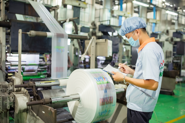 HAPLAST GROUP góp mặt trong Top 10 Thương hiệu dẫn đầu trên hành trình phát triển bao bì bền vững - Ảnh 3.