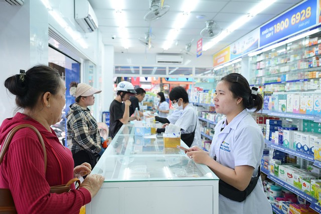 Kết nối nguồn lực công - tư phát triển y tế cộng đồng: Long Châu và UBND Phường Bình Đông (TP.HCM) hợp tác chiến lược- Ảnh 5.