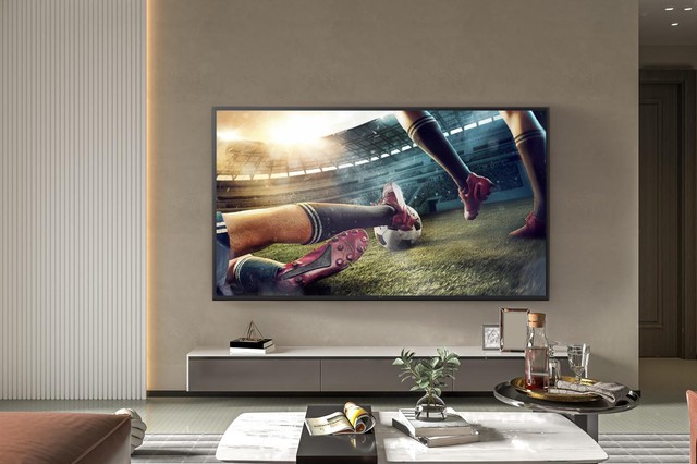 Mang cả kh&aacute;n đ&agrave;i World Cup về nh&agrave; với TV LG UHD AI 4K- Ảnh 1.