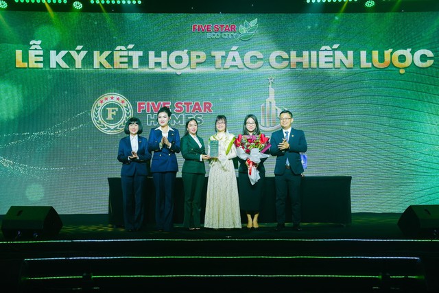 Miền Bắc bùng nổ với lễ ra quân phân khu The Royal - Đại đô thị sinh thái Five Star Eco City- Ảnh 1.