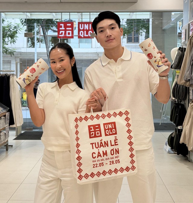 Hàng trăm người xếp hàng để mua sắm tại UNIQLO dịp Tuần Lễ Cảm Ơn - Ảnh 9.