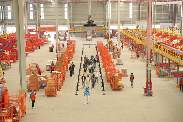SCommerce thành công phát hành trái phiếu lần đầu trị giá 580 tỷ đồng- Ảnh 2.