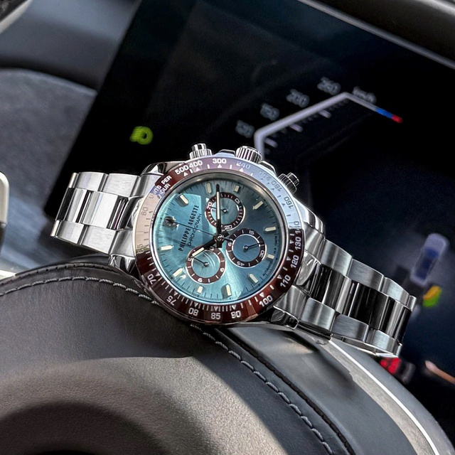 Đồng hồ Automatic Chronograph – Chuẩn mực của phong cách thượng lưu - Ảnh 1.