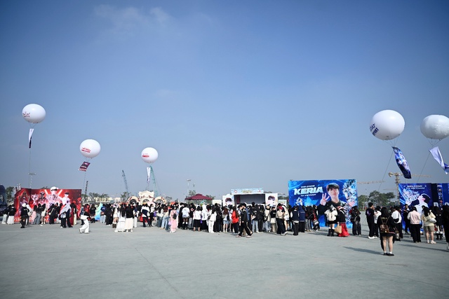 LCK Roadshow lần đầu tới Việt Nam: H&eacute; lộ kh&ocirc;ng gian &ldquo;th&aacute;nh đường&rdquo; lễ hội eSports quốc tế - Ảnh 7.