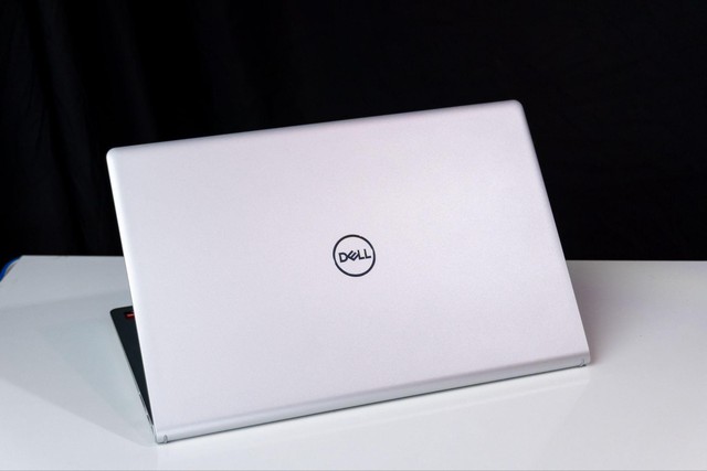 Vượt b&atilde;o gi&aacute; c&ugrave;ng loạt laptop dưới 20 triệu, hiệu năng cao, RAM đến 24GB- Ảnh 3.