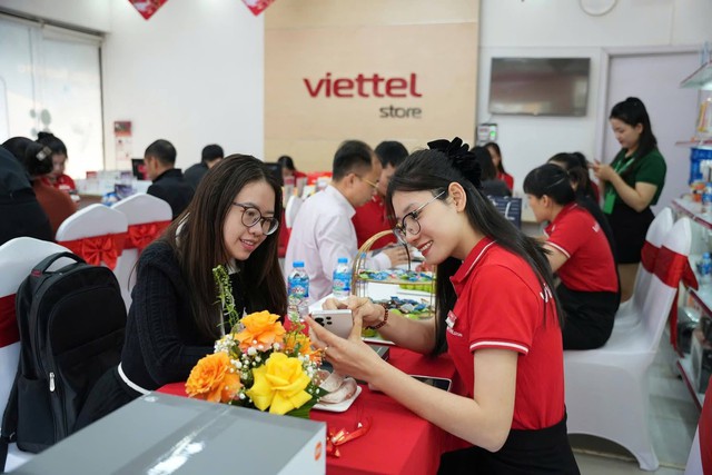 Săn deal công nghệ nhân Ngày của Cha x3 ưu đãi tại Viettel Store - Ảnh 2.