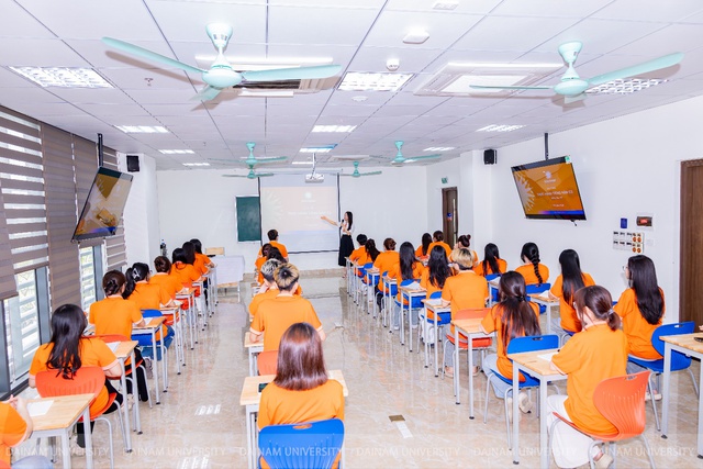 AI có thể dịch tiếng Hàn, nhưng không thể thay thế những người trẻ sở hữu năng lực này- Ảnh 2.