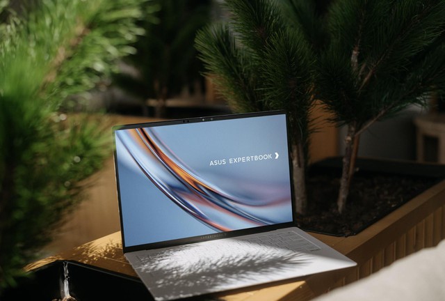 Vì sao laptop ExpertBook Ultra có mức giá 100 triệu? - Ảnh 3.