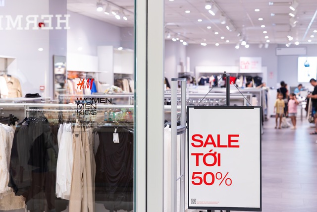 Crescent Mall khởi động End of Season Sale: Săn hàng cao cấp với chi phí tối ưu- Ảnh 1.