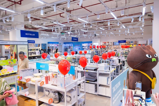 Crescent Mall khởi động End of Season Sale: Săn hàng cao cấp với chi phí tối ưu- Ảnh 4.