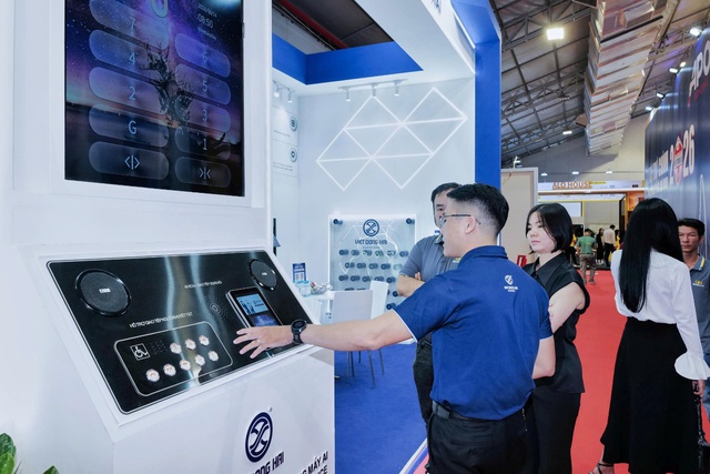 Thang máy thông minh Việt Đông Hải cho công trình hiện đại - Ảnh 1.