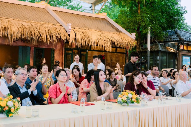 Hà Nội có thêm không gian vui chơi sáng tạo, thân thiện môi trường tại Phố Sách 19/12- Ảnh 1.