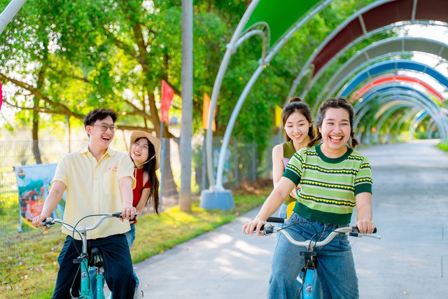 "Ph&aacute; đảo" Sơn Ti&ecirc;n: Tọa độ du lịch "all-in-one" s&aacute;t v&aacute;ch TP.HCM c&oacute; g&igrave; m&agrave; hội bạn th&acirc;n rủ nhau check-in rầm rộ h&egrave; n&agrave;y?- Ảnh 4.