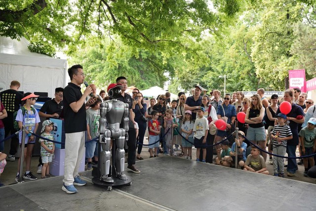 VinDynamics lần đầu ra mắt robot h&igrave;nh người tại hai sự kiện c&ocirc;ng nghệ h&agrave;ng đầu thế giới- Ảnh 2.