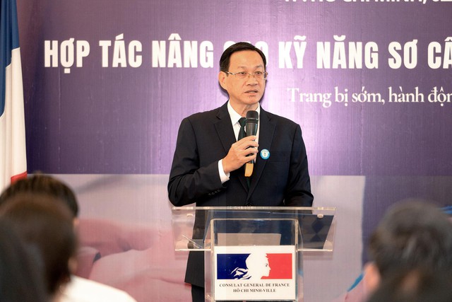 Hệ thống nhà thuốc mở rộng vai trò trạm hỗ trợ “bảo vệ sự sống” cho người dân- Ảnh 7.